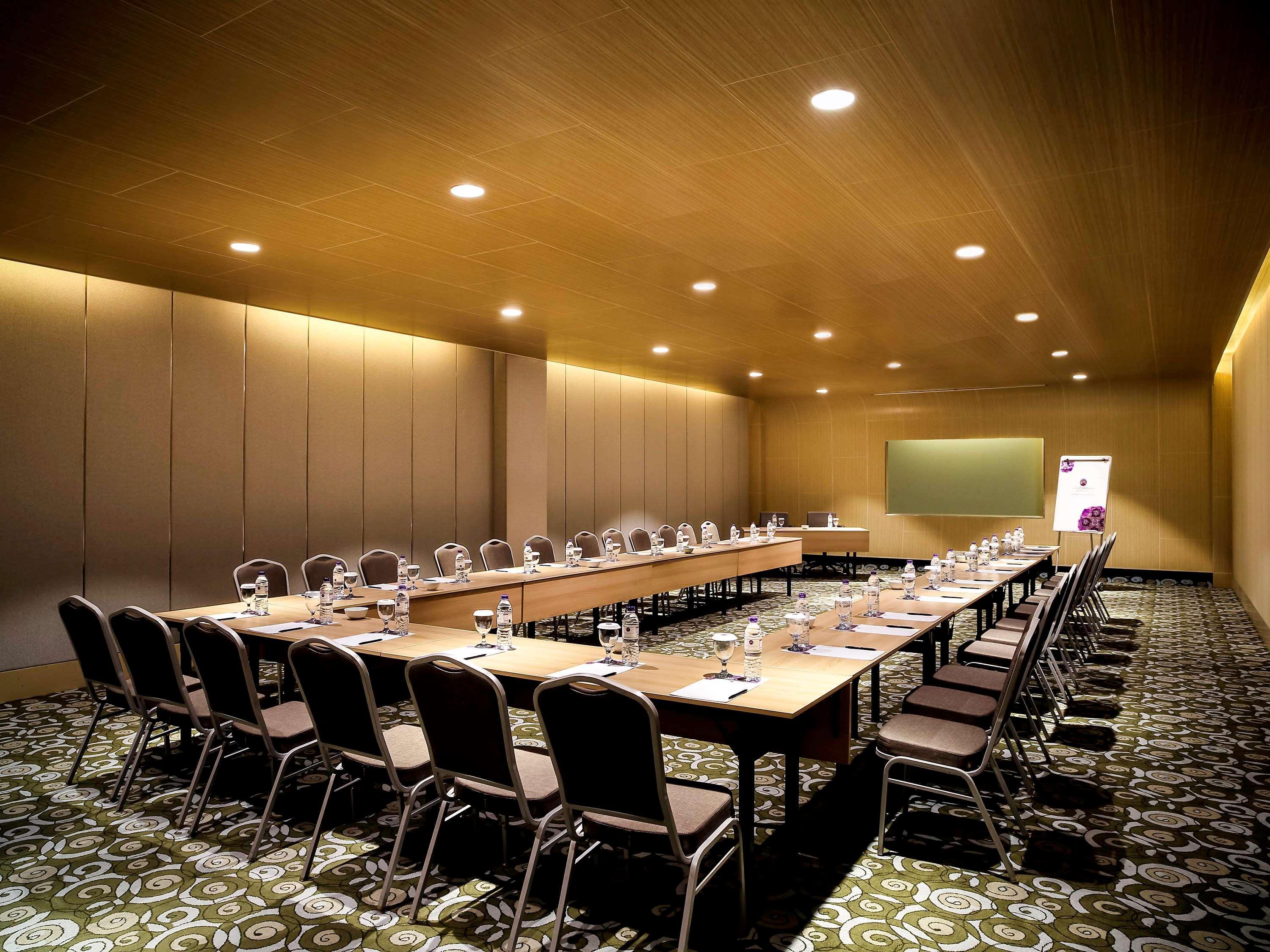 Grand Mercure Jakarta Harmoni Eksteriør billede